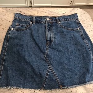 Old Navy Jean skirt size 10 women’s